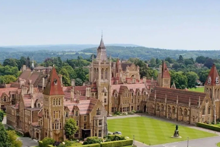 查特豪斯公学Charterhouse School